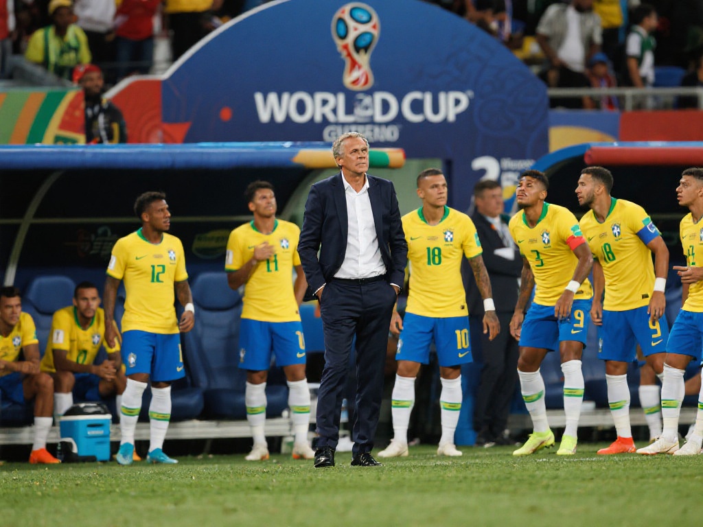 狂轰25+13带队晋级！广东“新老大”打服杜锋，任骏飞甘愿让位！